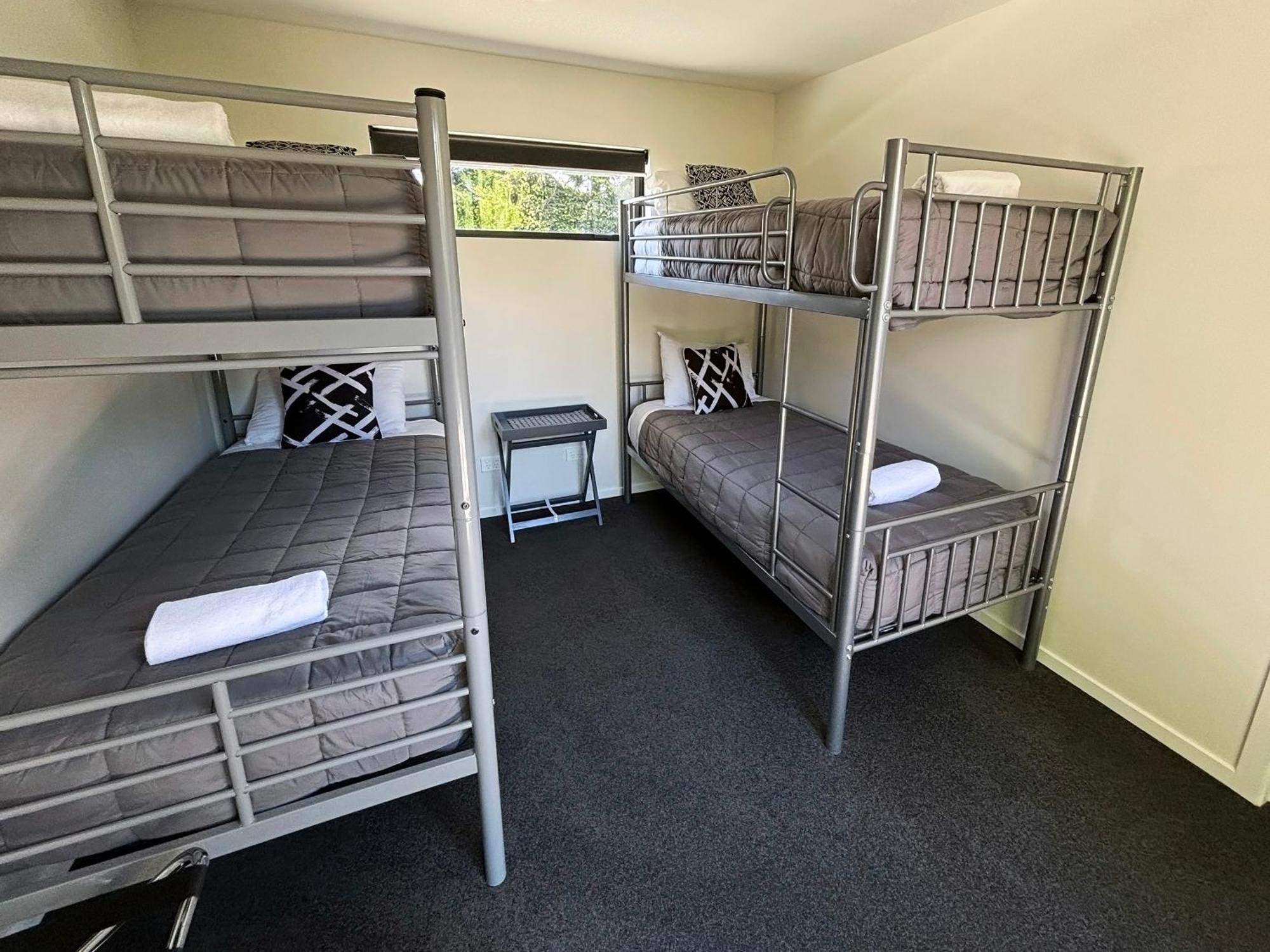 10 Holiday park 4*